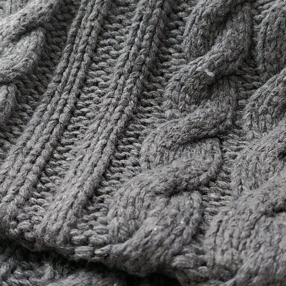 Chunky Knitted Infinity Scarf - Picture 3 of 4